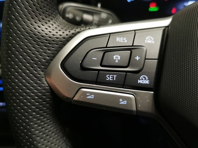 2024 Volkswagen Tiguan 1.5 eTSI 150 R-Line 5dr DSG ESTATE PETROL Automatic