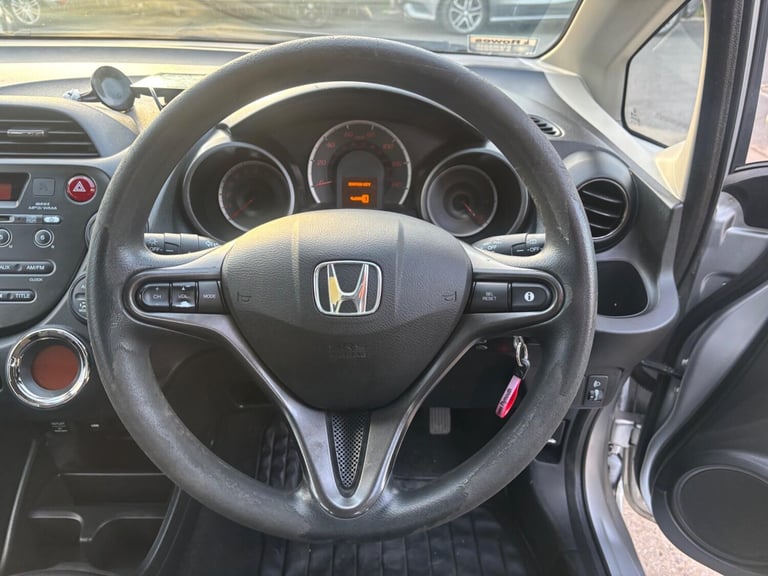 2013 Honda Jazz 1.4 i-VTEC ES Euro 5 5dr HATCHBACK Petrol Manual