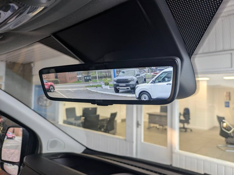 2022 Ford Transit Custom 2.0 EcoBlue 170ps L2 D/Cab Limited Van Auto Double Cab DIESEL Automatic