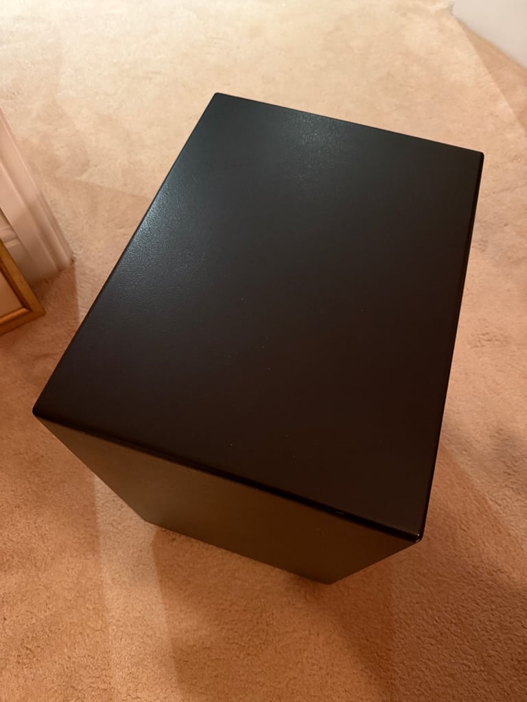REL STRATA 11 SUB BASS SPEAKER SUBWOOFER 