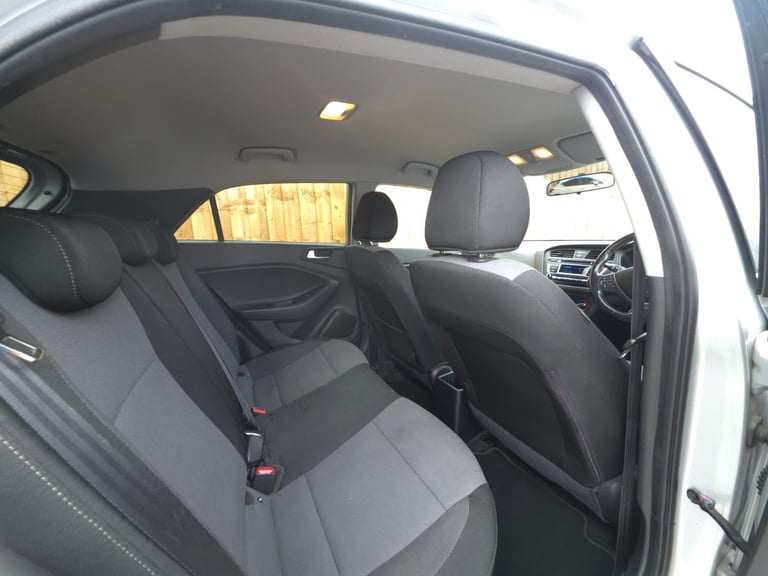 Hyundai, I20, Hatchback, 2016, Manual, 998 (cc), 5 doors