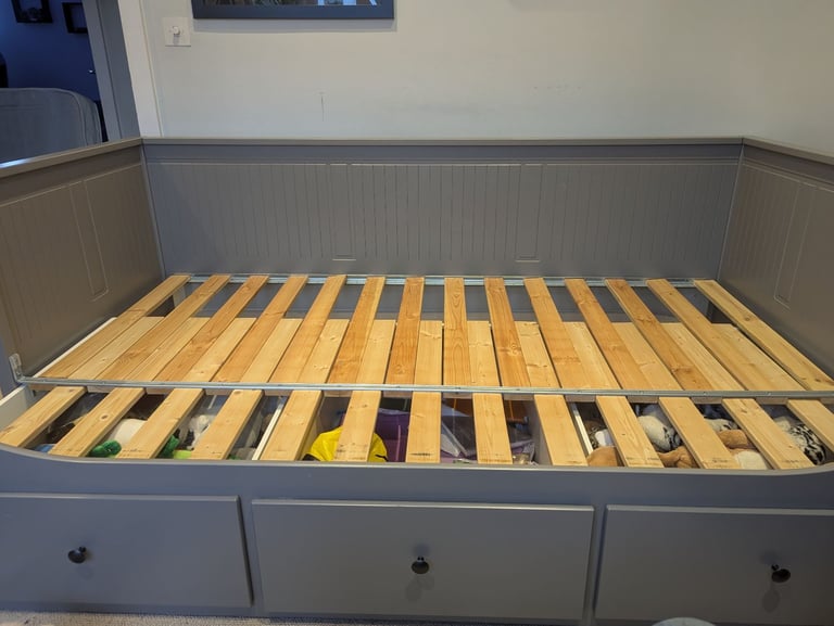 IKEA Hemnes Daybed - single/double/sofa