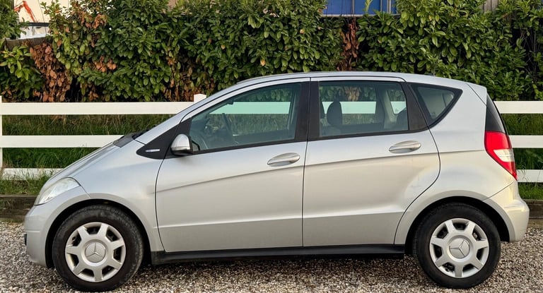 2010 Mercedes-Benz A-Class 1.5 A160 BlueEfficiency Classic SE 5dr HATCHBACK Petrol Manual