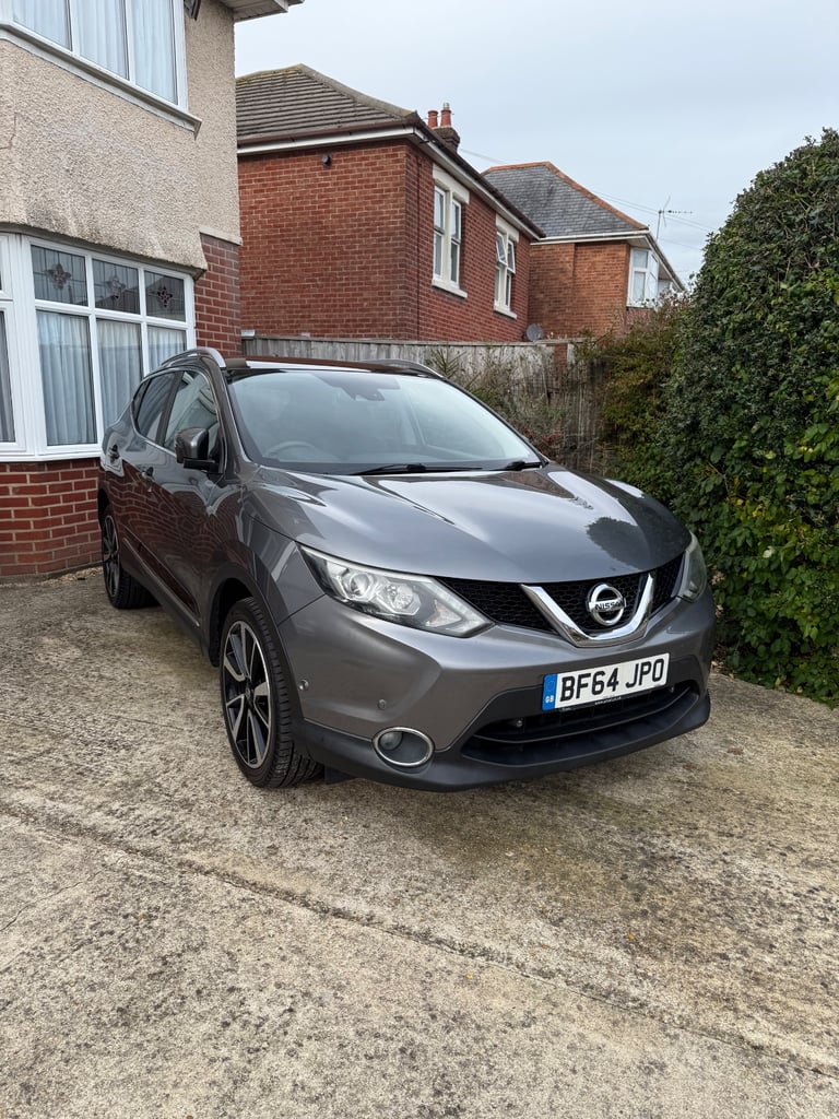 image for Nissan, QASHQAI, Hatchback, 2014, Manual, 1461 (cc), 5 doors