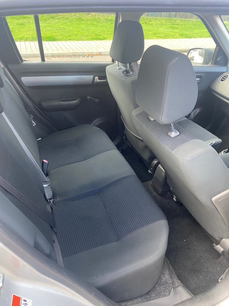 Suzuki, SWIFT, Hatchback, 2010, Manual, 1328 (cc), 5 doors
