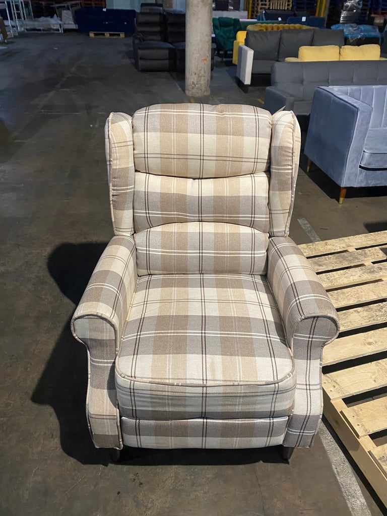 1 seater cream/beige tartan recliner chair 