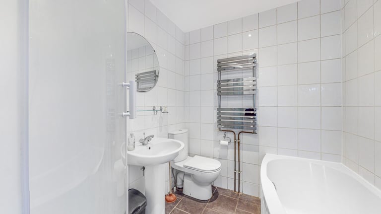 2 bedroom flat in Cameron Road, Croydon, CR0