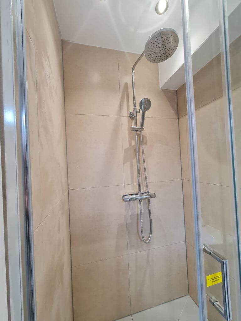 Studio Flat Available Bills Included-Withington-M20