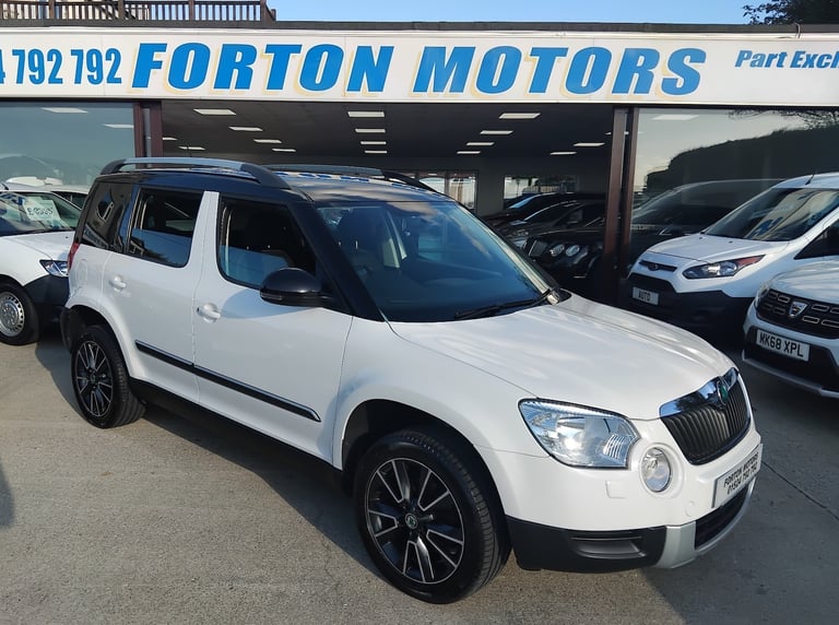 image for 2013 Skoda Yeti 2.0 TDI CR ADVENTURE GOOD SERVICE HISTORY SAT NAV  HATCHBACK Diesel Manual