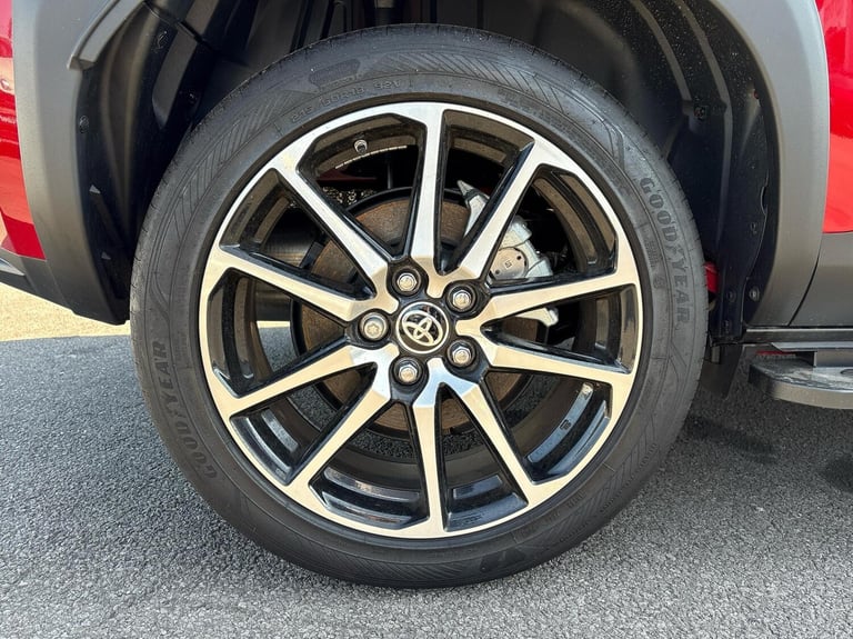 2025 Toyota Yaris 1.5 Hybrid 130 GR Sport 5dr CVT Estate Hybrid Automatic