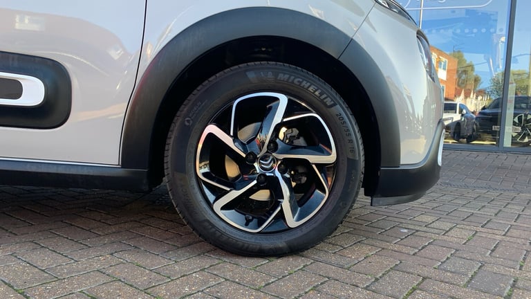 2021 Citroen C3 1.2 PureTech Saint James Hatchback 5dr Petrol Manual Euro 6 (s/s) (83 ps) Hatchba...