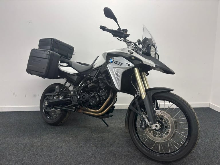 BMW F800GS  ** LOW MILES - HEATED GRIPS - LONG MOT ** 