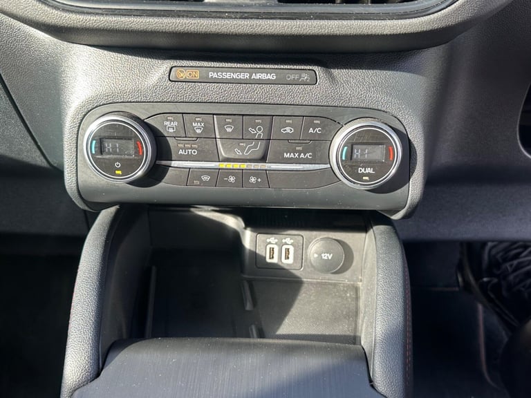 2021 Ford Kuga 2.5 EcoBoost Duratec 14.4kWh ST-Line CVT Euro 6 (s/s) 5dr HATCHBACK Petrol/Electri...
