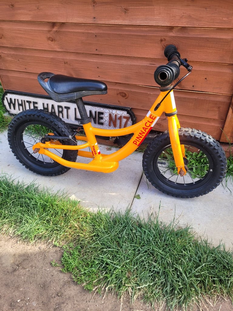 Bicycles/Balance bikes 