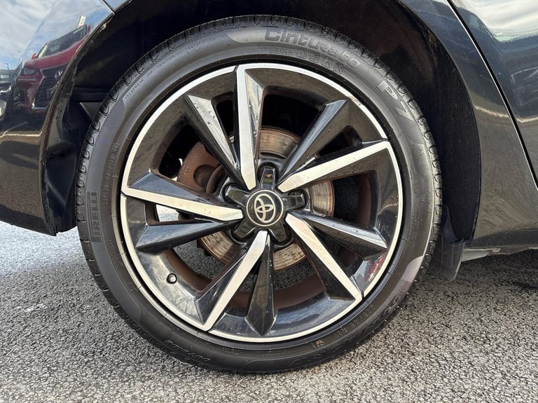 2018 Toyota Auris 1.8 Hybrid Design TSS 5dr CVT (Nav) Hatchback Hybrid Automatic