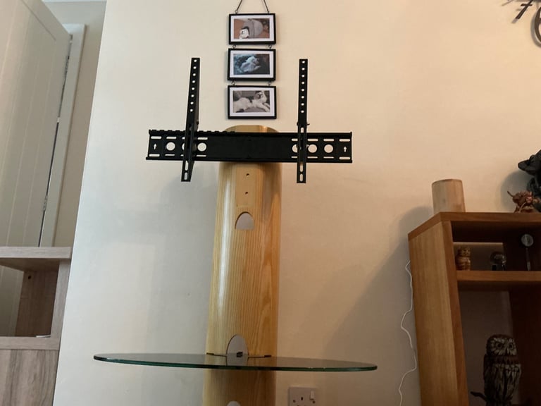 TV Stand - Brand new