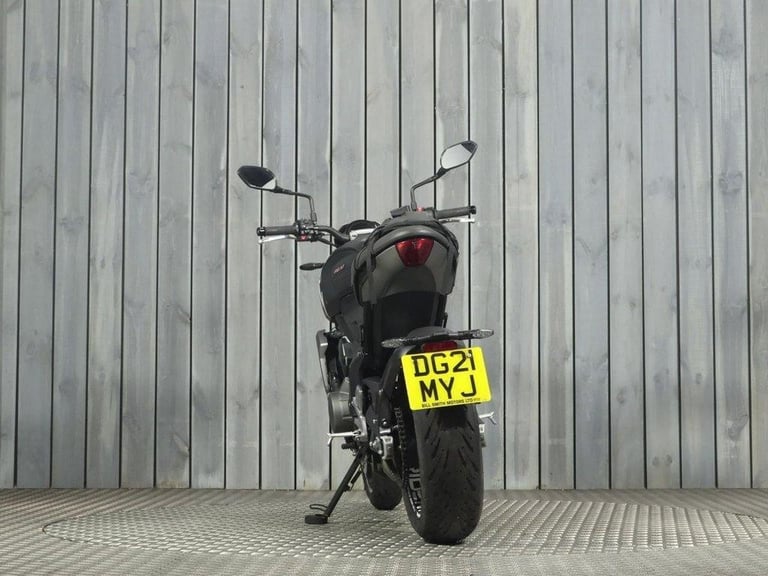 2021 21 TRIUMPH TRIDENT 660