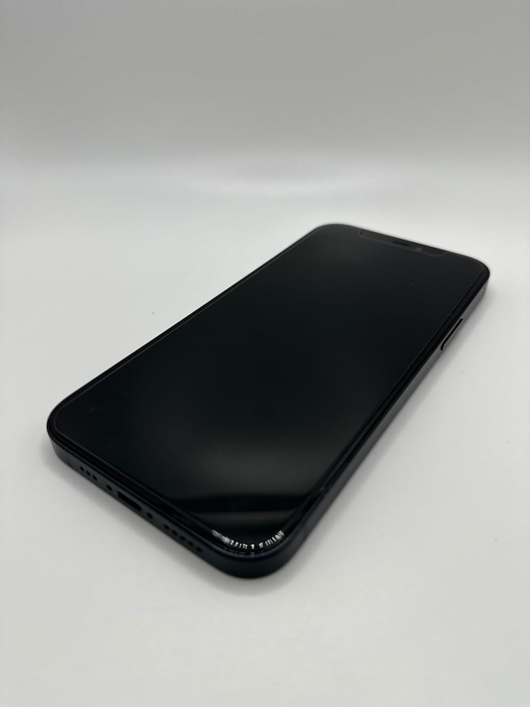 PRISTINE: Apple iPhone 12, 64gb, Black (UNLOCKED)
