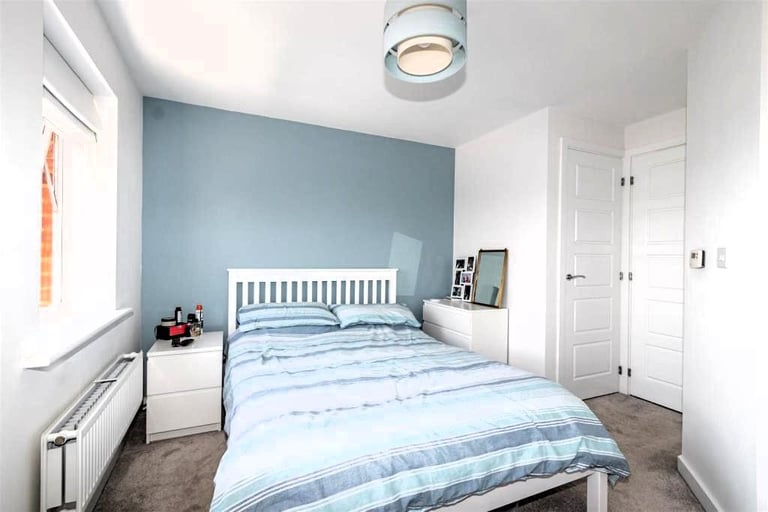 🩵Bright & Spacious Double Room in 5-Bed Flat | Poplar, E14! 