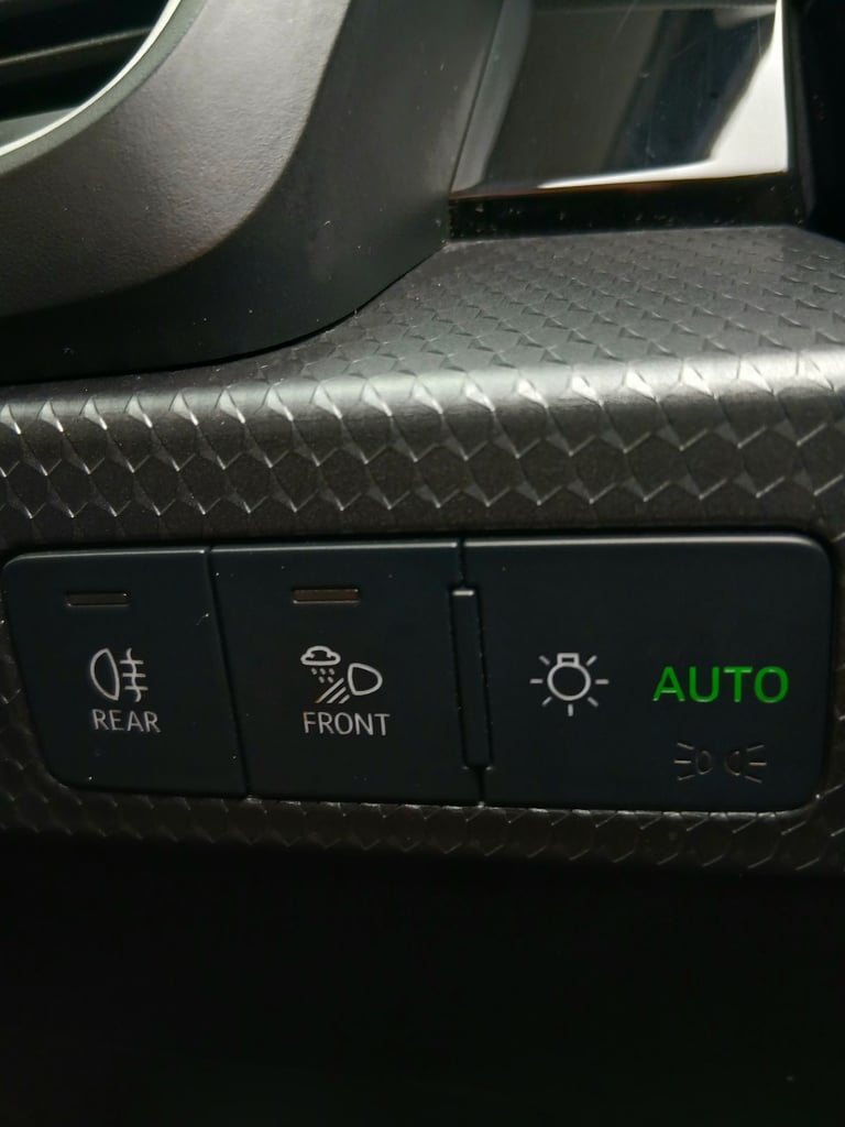 Audi, A1, Hatchback, 2019, Manual, 999 (cc), 5 doors