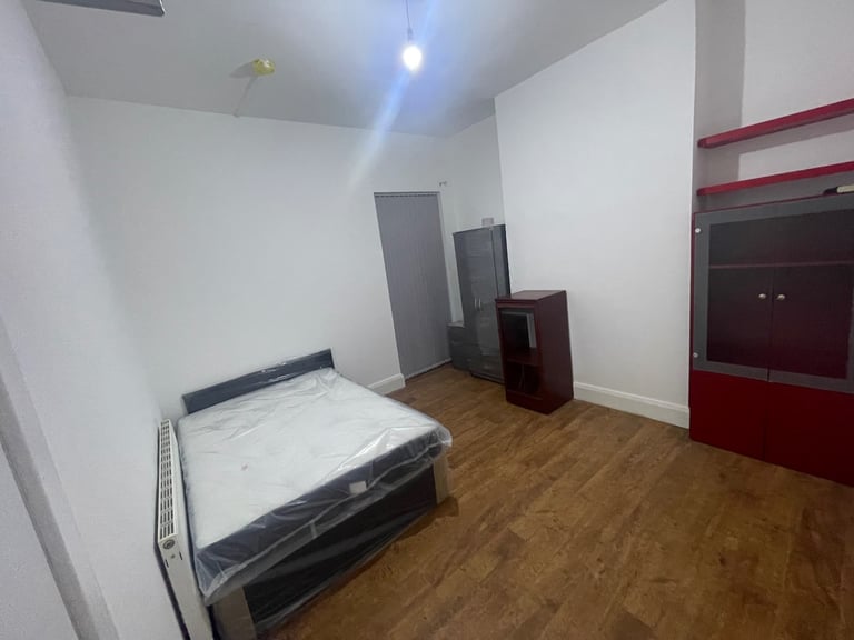 ROOMS TO RENT DSS ONLY BIRMINGHAM STECHFORD B33 B25 B26 B24 B23 