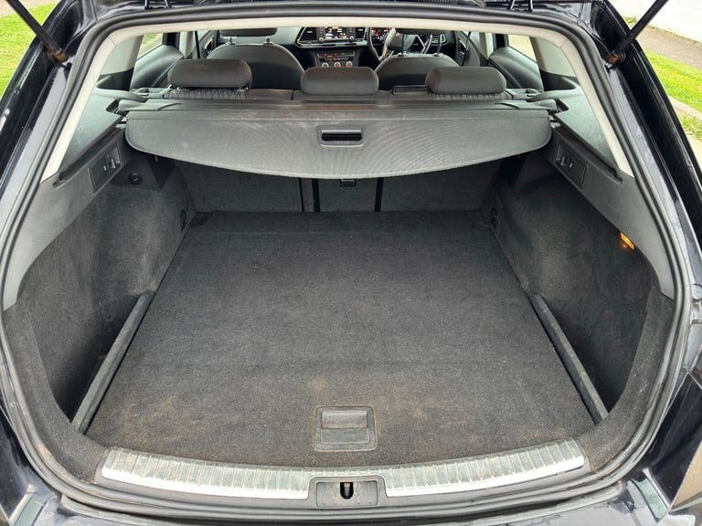 2015 Seat Leon SE Technology - New Years MOT - £20 Road Tax - 2 Keys