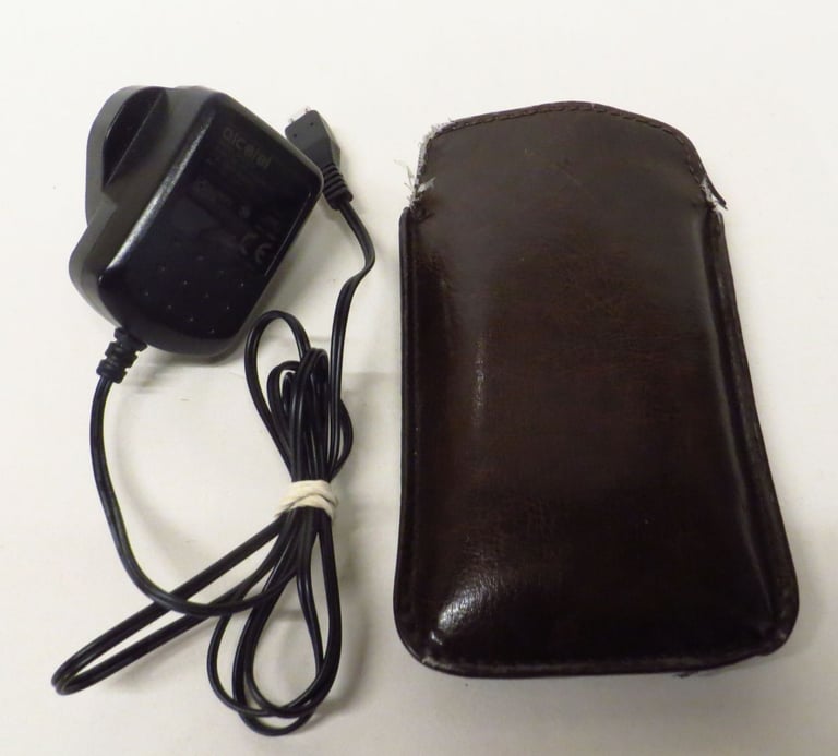 Alcatel 3025X Mobile Phone BIG BUTTON Flip Fold Grey + power adaptor Tested