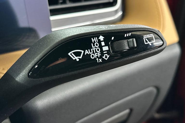 2024 MG MG HS 106290 Hatchback Petrol Manual