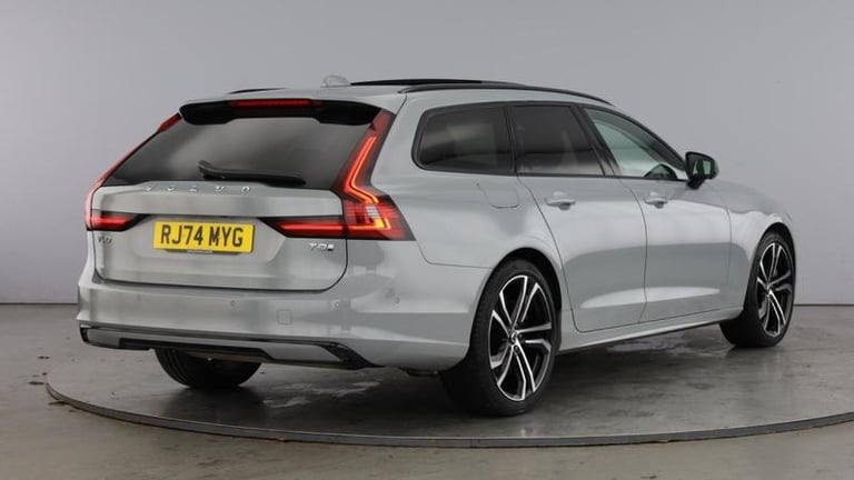 2024 Volvo V90 Ultra T8 AWD Plug-in hybrid Electric/Petrol Dark Automatic Estate Petrol Automatic