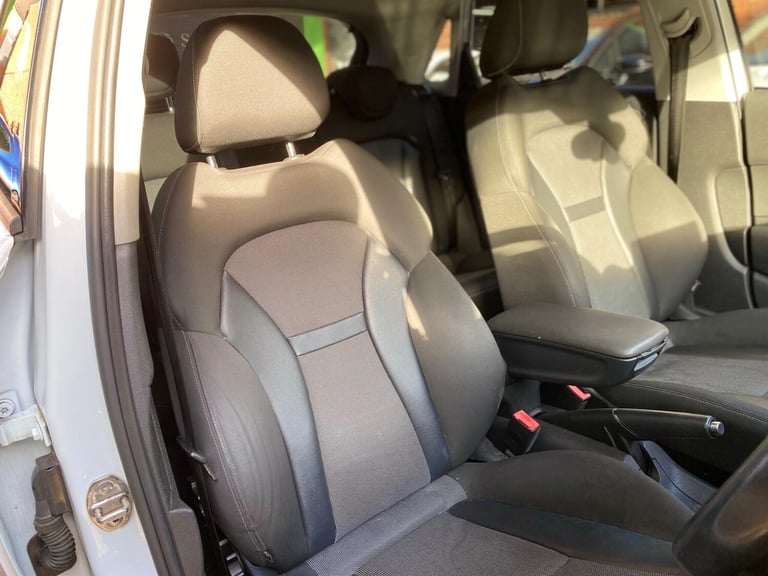 2012 Audi A1 1.6 TDI Sport Sportback Euro 5 (s/s) 5dr HATCHBACK Diesel Manual