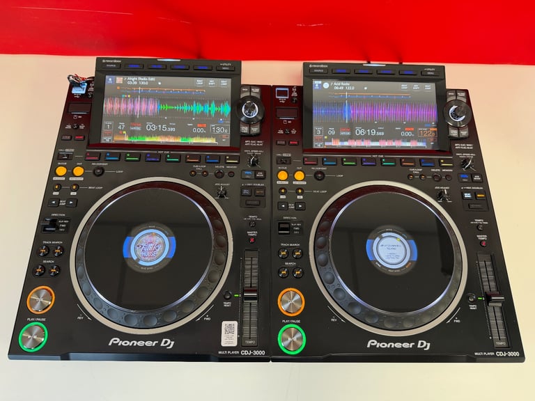 PAIR Pioneer CDJ 3000 DJ Decks MINT - Warranty - Free Delivery 