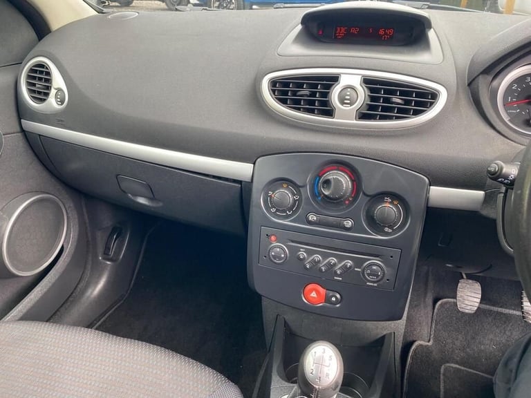 2008 Renault Clio 1.2 TCe 16v Dynamique Hatchback 5dr Petrol Manual (139 g/km, 100 bhp) Hatchback...