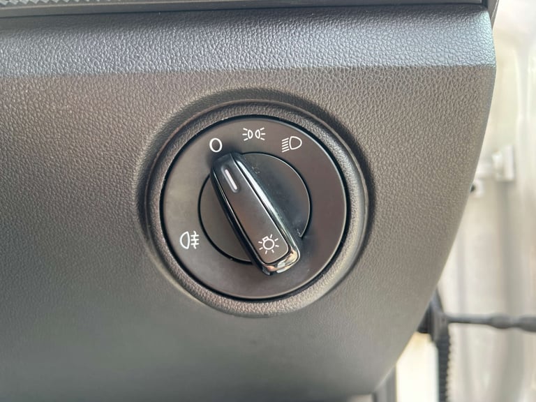 2017 Volkswagen up! 1.0 Move Up 5dr Hatchback Petrol Manual