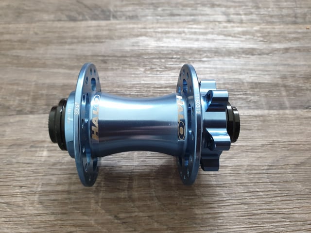 Halo MT hub, supadrive like Hope hub 15mm thru axle ltd edition