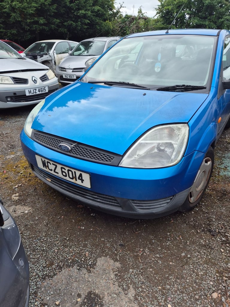 2004 FORD FIESTA 1.4 PETROL BREAKING FOR PARTS