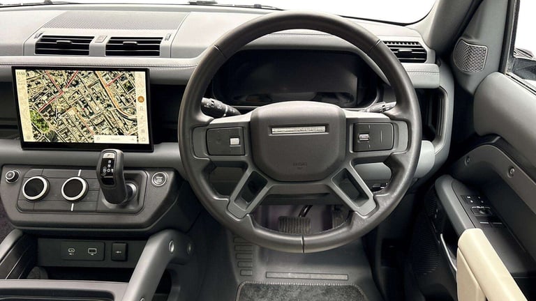 2024 Land Rover Defender 3.0 D250 X-Dynamic HSE 90 3dr Auto ESTATE DIESEL Automatic