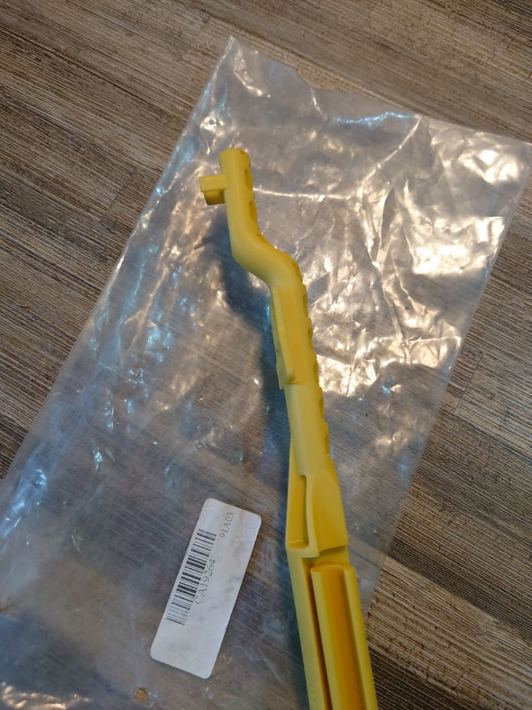 Fuel Cap Unlocker Tool for Land Rover Discovery Freelander 2 Range Rover Sport Evoque LR014047