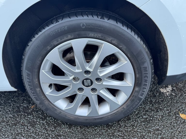 2015 65 Seat Leon 1.6 TDI SE Dynamic Technology Pack 110ps Turbo Diesel Tourer Euro 6 Estate 1 owner