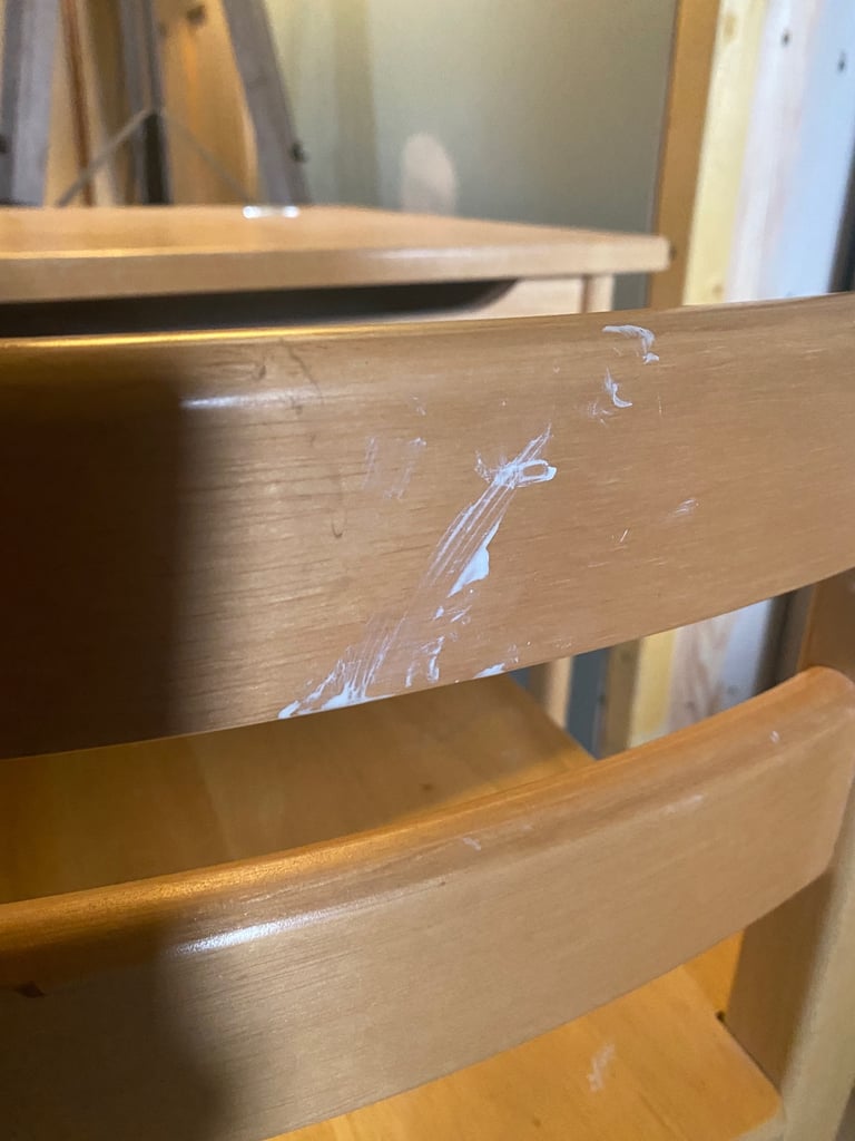 Kids desk with small chair 