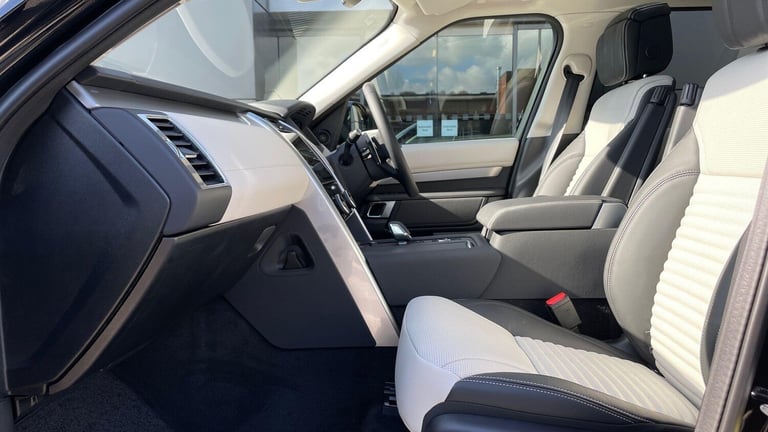 2025 Land Rover Discovery 3.0 D350 MHEV Dynamic HSE SUV 5dr Diesel Auto 4WD Euro 6 (s/s) (350 ps)...