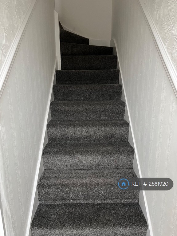 3 bedroom house in Joslin Road, Purfleet, RM19 (3 bed) (#2681920)