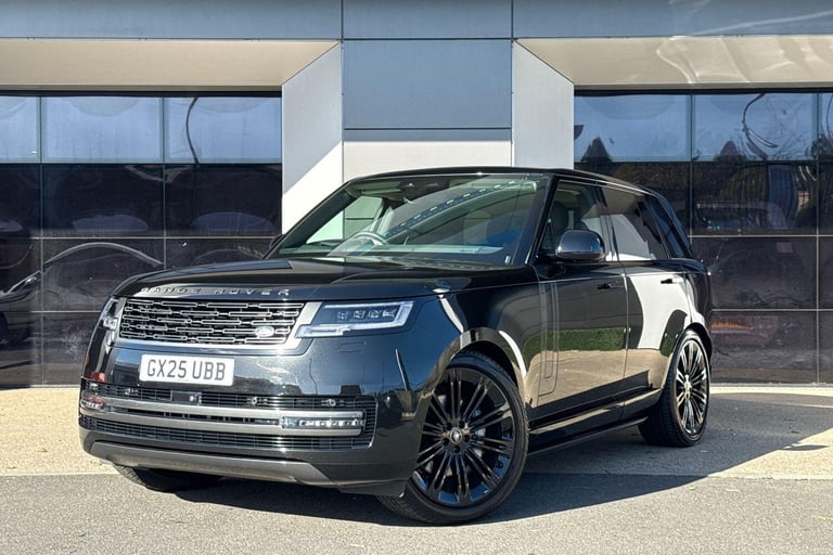 2025 Land Rover Range Rover 3.0 P400 HSE 4dr Auto ESTATE PETROL Automatic
