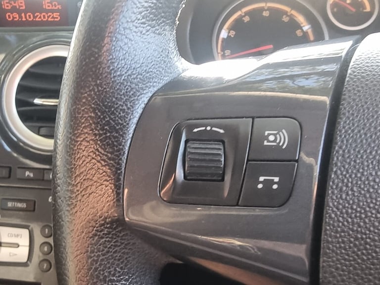 2011 Vauxhall Corsa 1.4 SE 3dr Auto HATCHBACK PETROL Automatic