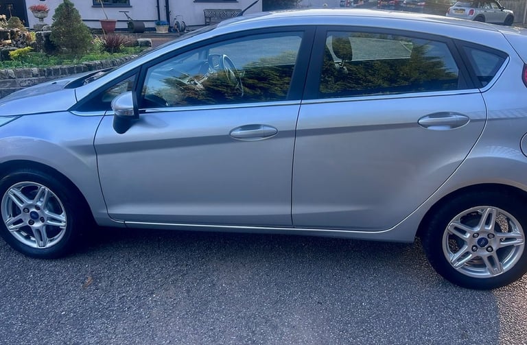 Ford, FIESTA, Hatchback, 2013, Manual, 998 (cc), 5 doors