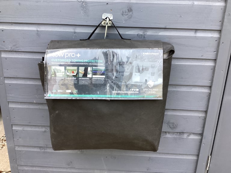 Caravan towcover