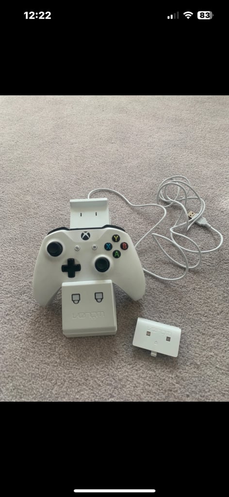 Xbox One S with controller, games and charging pod. All cables included 