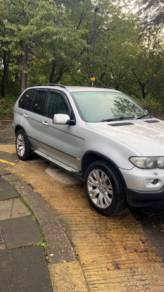BMW e53 X5 breaking 
