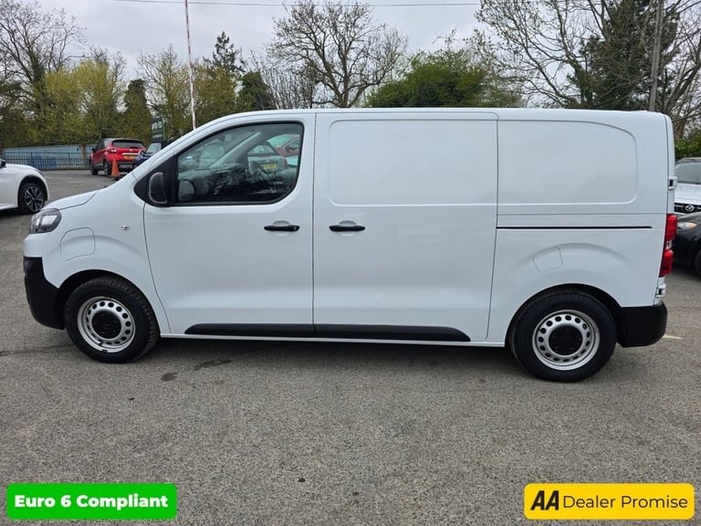 2023 Citroen Dispatch E 1000 75 kWh Enterprise M in white, 12,000 miles, full service history, 1 ...