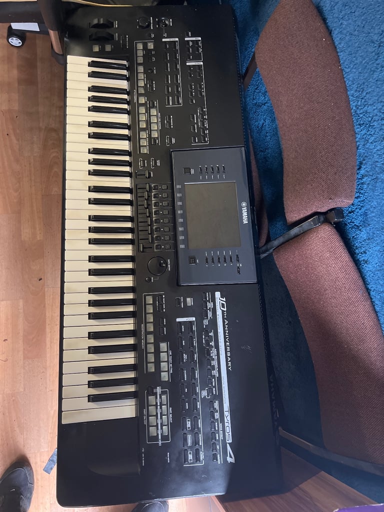 Yamaha Tyros 4 Limited Edition Black 