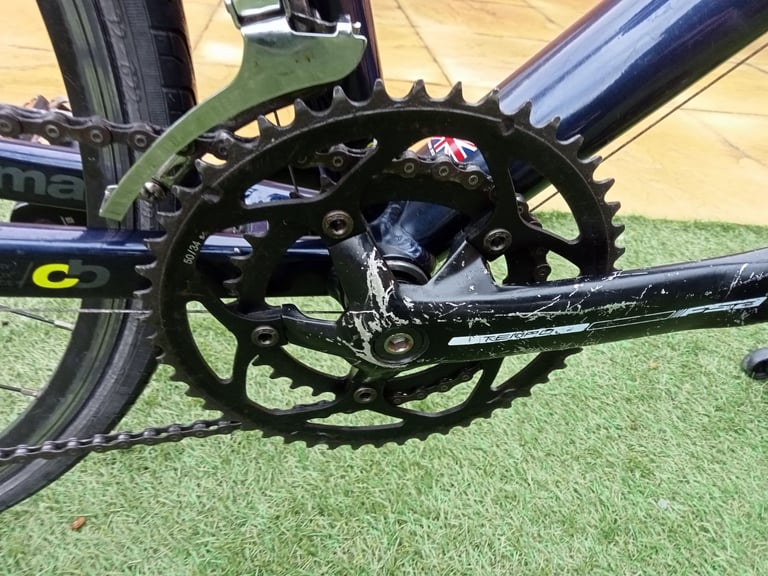 Boardman Aluminium Hybrid Bike.